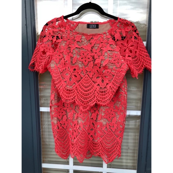 Luxe Dresses & Skirts - Gorgeous Coral Crochet Lace Top Skirt Co-ord Set